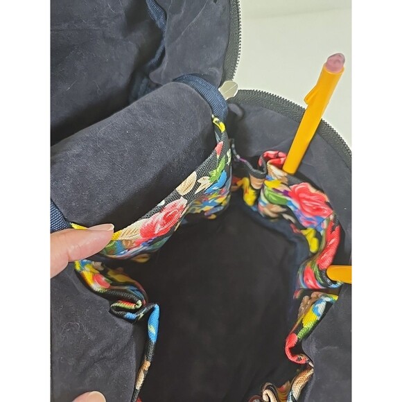 Zippered 10 Bottle Essential Oil & Diffuser Carrying Case Bag Tote Floral Round - Picture 6 of 8